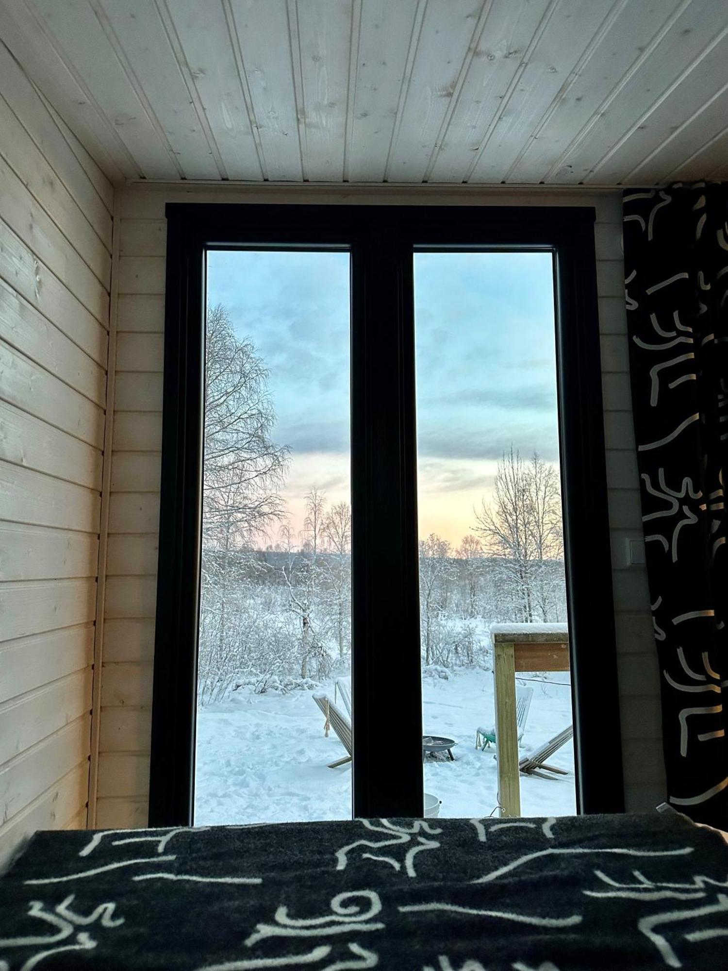 Aurora Forest Lodge روفانييمي الغرفة الصورة